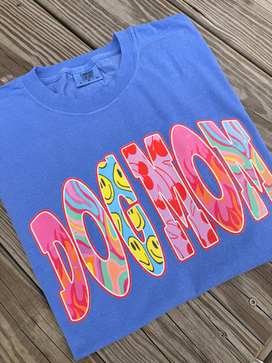 Dog Mom Retro Graphic Tee
